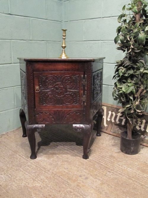 Antique Georgian Westmorland Carved Oak Cupboard Side Cabinet C1760 W6612/10.10