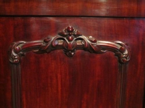 fig 2. ANTIQUE VICTORIAN MAHOGANY TRIPLE WARDROBE C1880 W6604/10.10