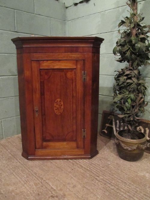 fig 1. ANTIQUE 18TH CENTURY GEORGIAN OAK AND MAHOGANY CORNER CUPBOARD C1780