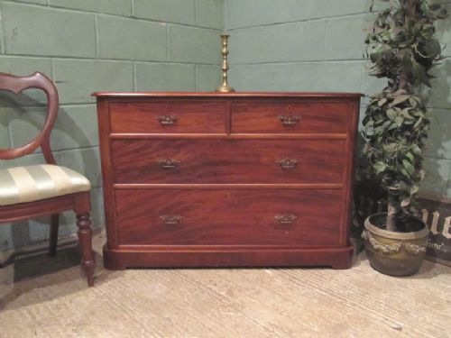 Antique Victorian Mahogany Chest of Drawers C1880