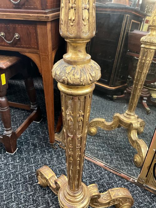 THIS EXQUISITE TALL TORCHAIRE WITH STUNNING GILT GESSO DECORATION - ADDITIONAL PHOTO 4