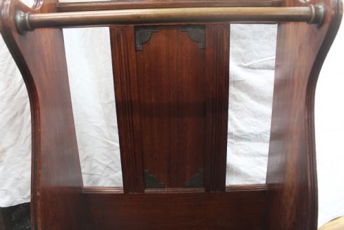 OAK STICK STAND - ADDITIONAL PHOTO 3