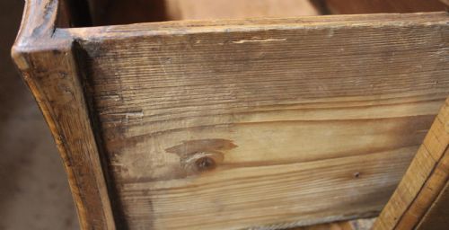 ANTIQUE BOMBE CHEST - ADDITIONAL PHOTO 6