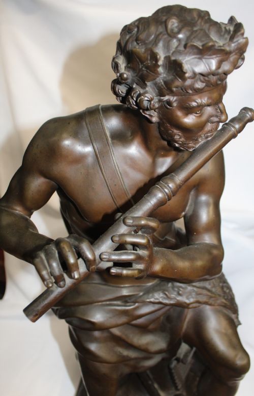 LARGE BRONZE FIGURE - ADDITIONAL PHOTO 1