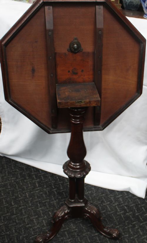 CHESS TABLE - ADDITIONAL PHOTO 2