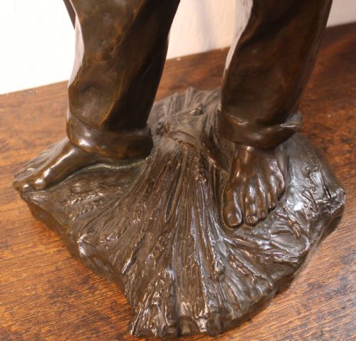 LARGE BRONZE FIGURE - ADDITIONAL PHOTO 4