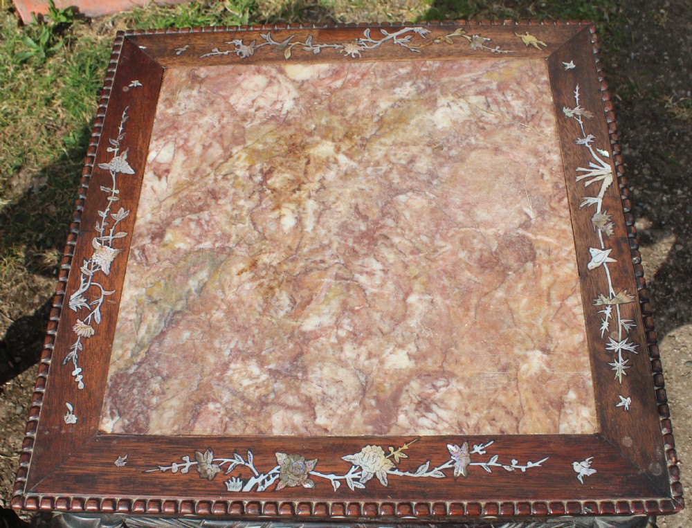 Pair of urn stands View VI