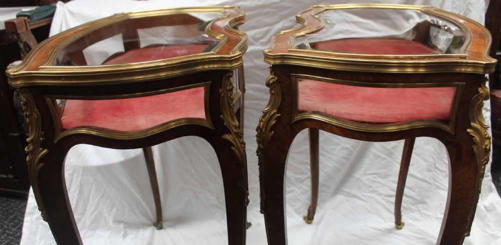 Two Bijouterie cabinets View IV
