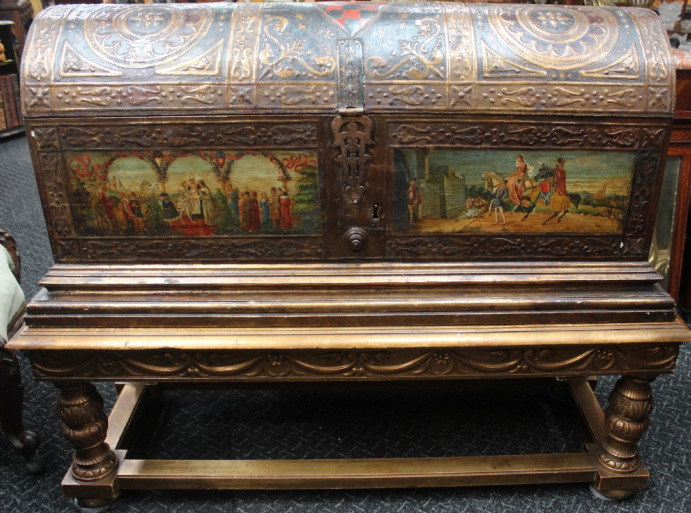 Large box on stand