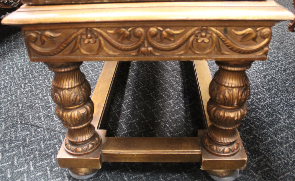 Large box on stand View VI