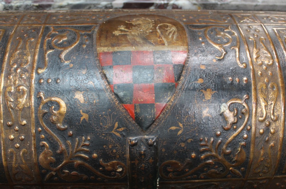Large box on stand View XII