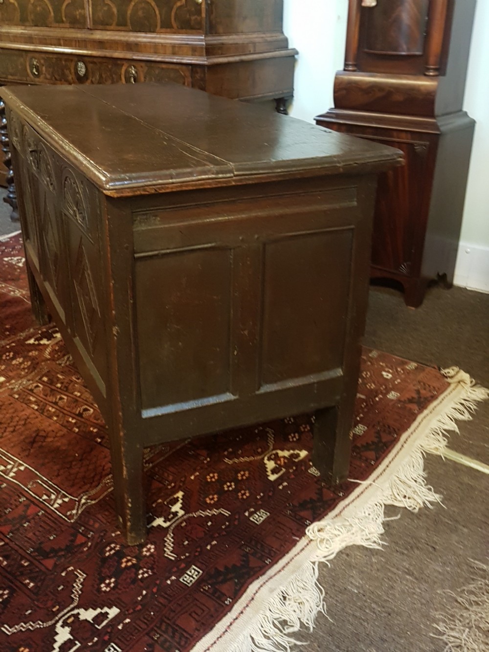 FINE EARLY 18th CENTURY CARVED OAK COFFER View V