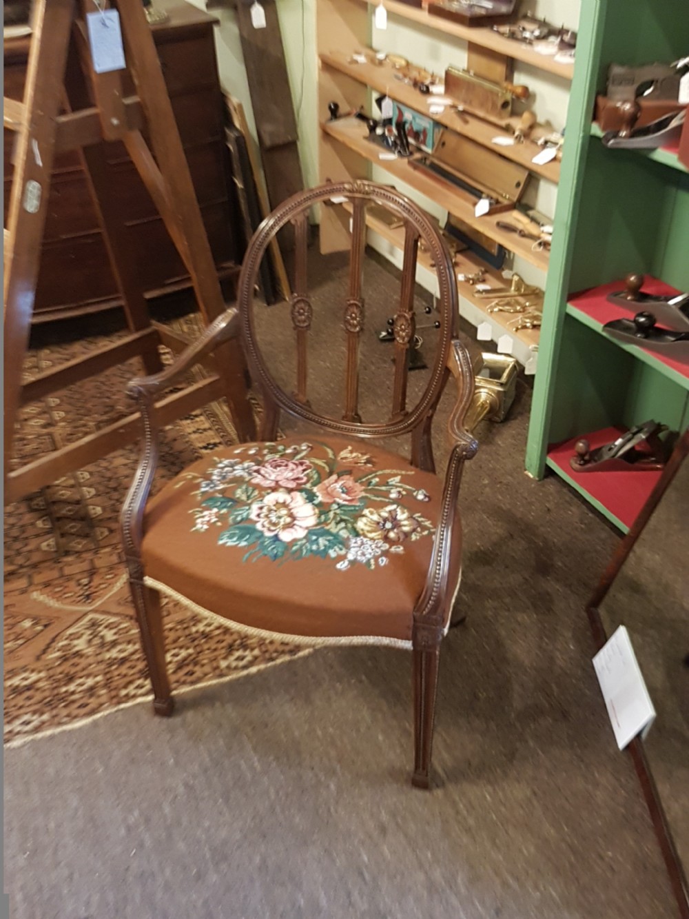 STUNNING HEPPLEWHITE STYLE MAHOGANY ARM CHAIR