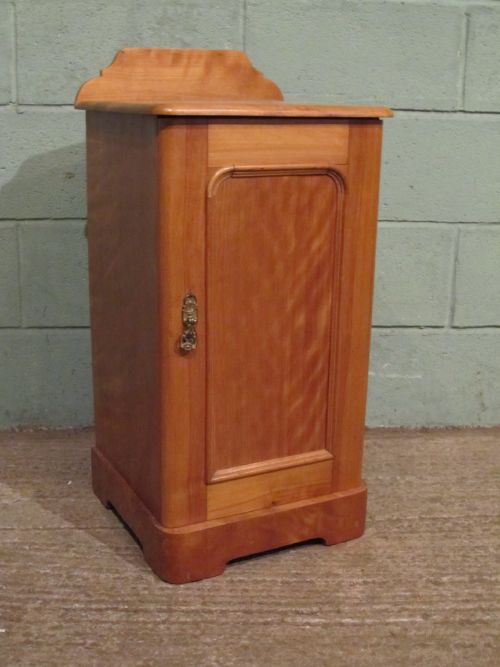 Antique Satin Birch Pot Cupboard C1880 W7127/15.10