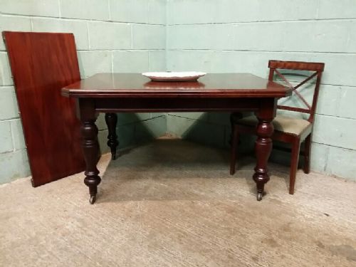 fig 1. ANTIQUE VICTORIAN MAHOGANY WIND OUT EXTENDING DINING TABLE C1880 seats 8