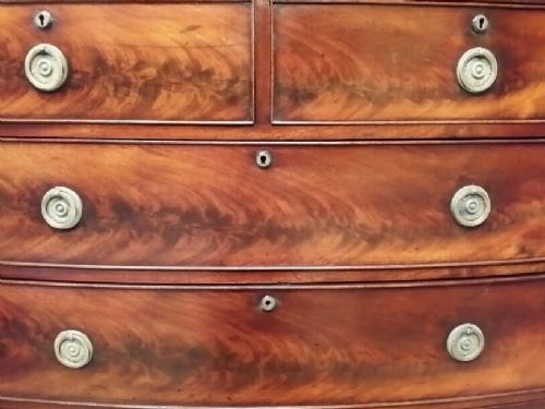 fig 2. ANTIQUE REGENCY MAHOGANY BOW FRONT CHEST OF DRAWERS C1820