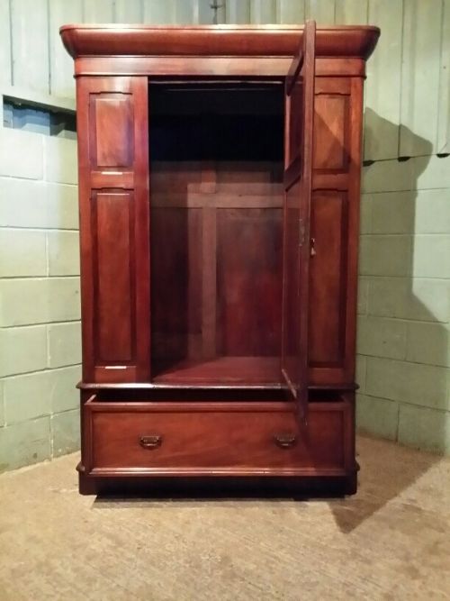 fig 2. ANTIQUE VICTORIAN MAHOGANY DOUBLE WARDROBE C1880