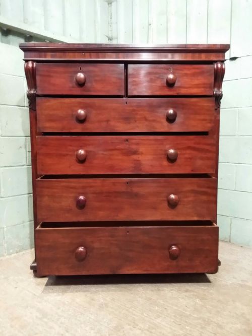 fig 2. ANTIQUE VICTORIAN LARGE MAHIGANY CHEST OF DRAWERS C1880
