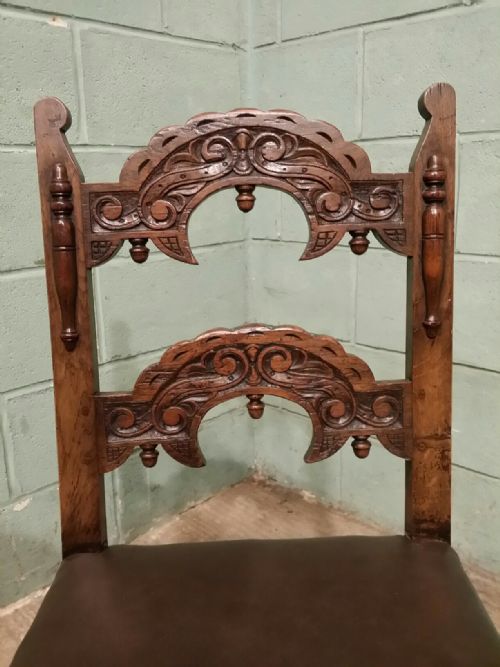 fig 1. ANTIQUE SET FOUR VICTORIAN CARVED OAK YORKSHIRE DINING CHAIRS. C1890
