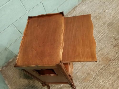 fig 2. ANTIQUE PAIR FRENCH WALNUT BEDSIDE CABINETS C1920