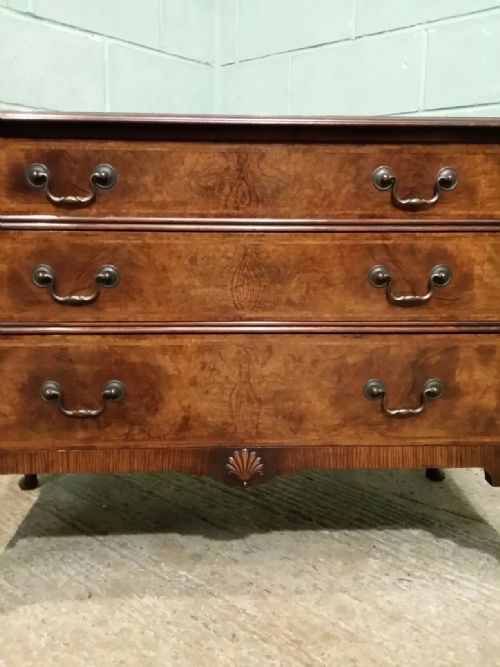 fig 2. ANTIQUE EDWARDIAN PAIR OF BURR WALNUT CHEST OF DRAWERS C1900