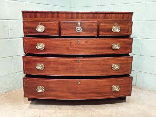fig 1. ANTIQUE REGENCY MAHOGANY BOW FRONT CHEST OF DRAWERS C1820