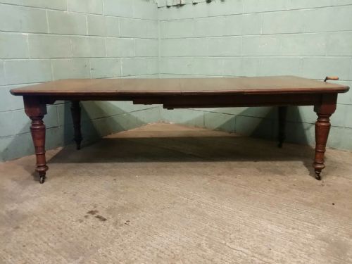 fig 2. ANTIQUE VICTORIAN OAK WIND OUT EXTENDING DINING TABLE C 1880 seats 10-12