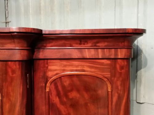 fig 1. ANTIQUE VICTORIAN FLAMED MAHOGANY TRIPLE WARDROBE COMPACTUM C1880