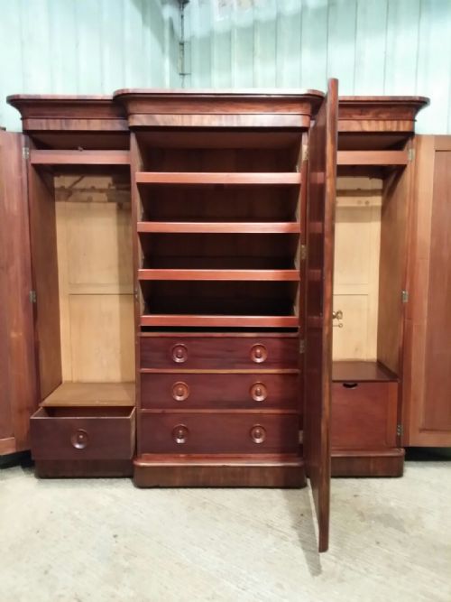 fig 2. ANTIQUE VICTORIAN FLAMED MAHOGANY TRIPLE WARDROBE COMPACTUM C1880