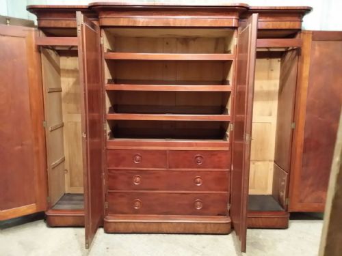 fig 2. ANTIQUE VICTORIAN MAHOGANY BREAKFRONT WARDROBE COMPACTUM C1880