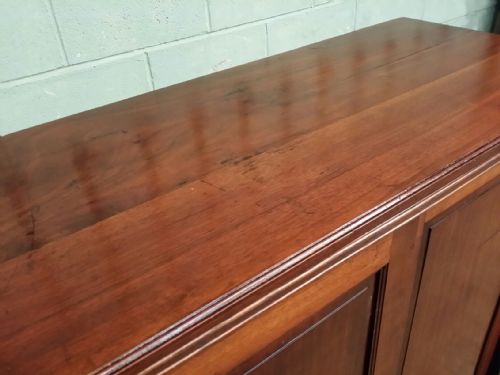 fig 2. ANTIQUE VICTORIAN MAHOGANY LINEN CUPBOARD C1880