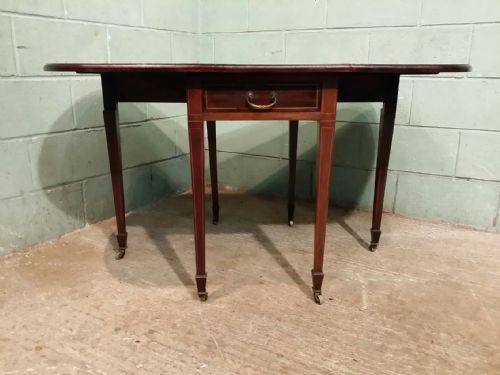 fig 2. ANTIQUE REGENCY MAHOGANY DROP LEAF MAHOGANY PEMBROKE TABLE C1820