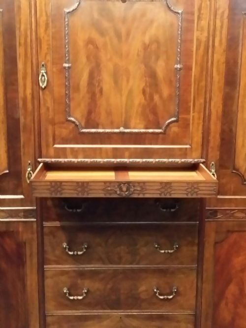 fig 2. ANTIQUE EDWARDIAN FLAMED MAHOGANY TRIPLE WARDROBE COMPACTUM with secret drawer C1900