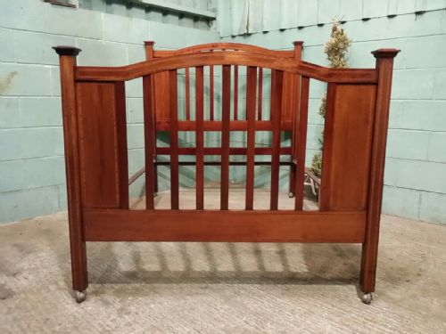 fig 1. ANTIQUE EDWARDIAN MAHOGANY DOUBLE BEDSTEAD C1900
