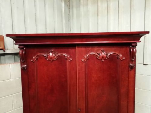 fig 2. ANTIQUE WILLIAM 1V MAHOGANY DOUBLE WARDROBE COMPACTUM C1830
