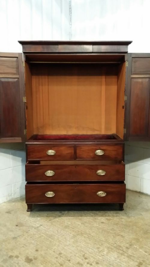 fig 2. ANTIQUE REGENCY MAHOGANY CLOTHES PRESS C1820