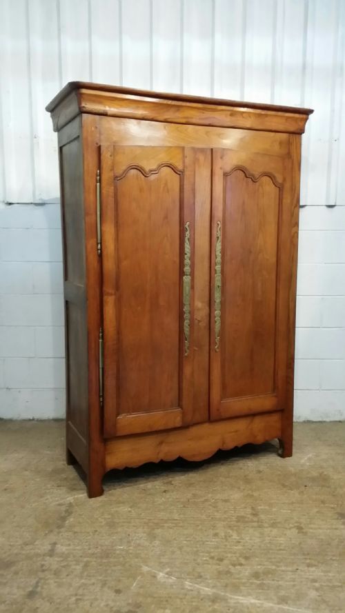 fig 1. ANTIQUE EARLY 19TH CENT. FRENCH PROVINCIAL OAK ARMOIRE C1820