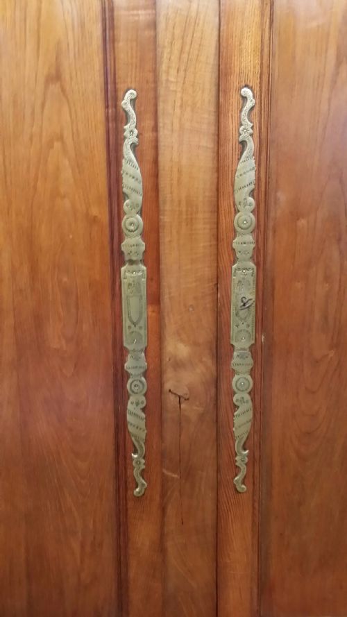 fig 2. ANTIQUE EARLY 19TH CENT. FRENCH PROVINCIAL OAK ARMOIRE C1820