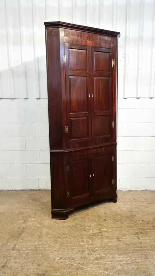 fig 1. ANTIQUE GEORGIAN MAHOGANY FULL HEIGHT CORNER CUPBOARD C1780