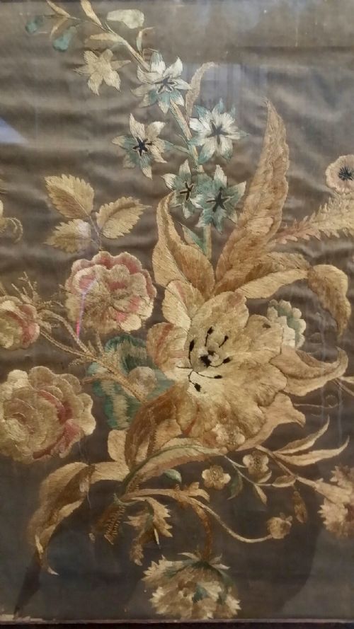 fig 1. ANTIQUE REGENCY MAHOGANY SILK POLE SCREEN C1820