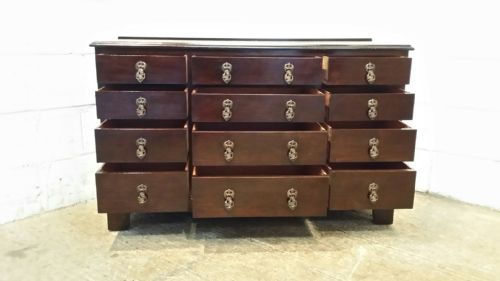 fig 2. ANTIQUE MAHOGANY MULTI DRAWER CHEST OF DRAWERS C 1920
