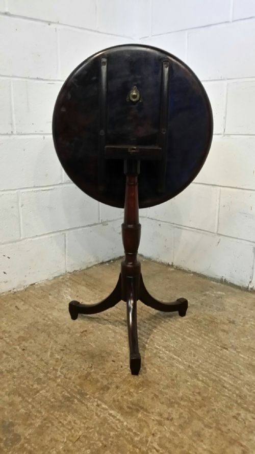fig 1. ANTIQUE REGENCY CUBAN MAHOGANY TILT TOP TABLE C1820