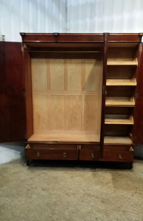 fig 2. ANTIQUE EDWARDIAN MAHOGANY TRIPLE WARDROBE C1900