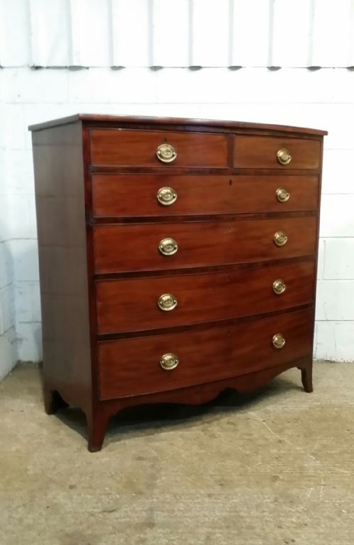 fig 1. ANTIQUE REGENCY MAHOGANY BOW FRONT CHEST OF DRAWERS C1820