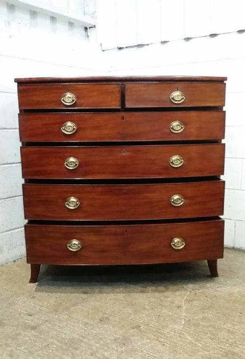 fig 2. ANTIQUE REGENCY MAHOGANY BOW FRONT CHEST OF DRAWERS C1820