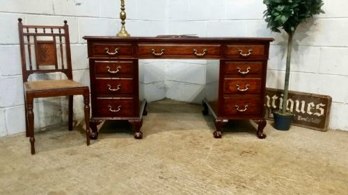 fig 3. ANTIQUE EDWARDIAN MAHOGANY TWIN PEDESTAL LEATHER TOP DESK C1900