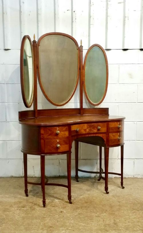 fig 1. ANTIQUE EDWARDIAN SHERATON WALNUT SERPENTINE SHAPED DRESSING TABLE C1900