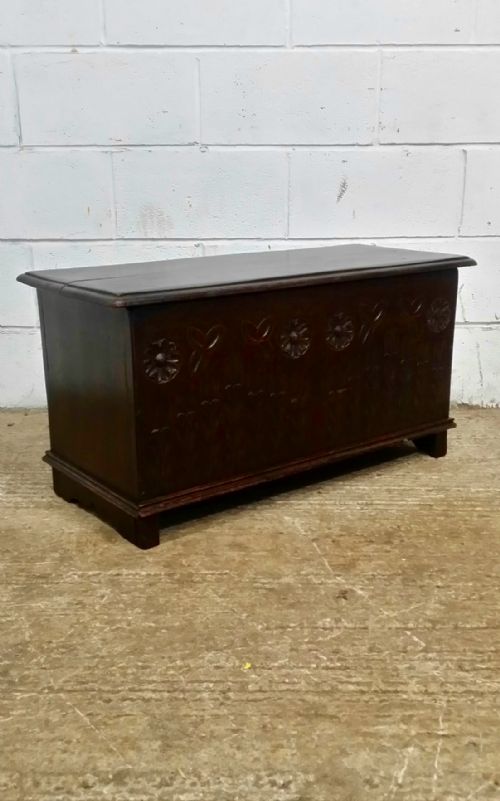 fig 1. ANTIQUE SMALL CARVED OAK COFFER BOX C1920