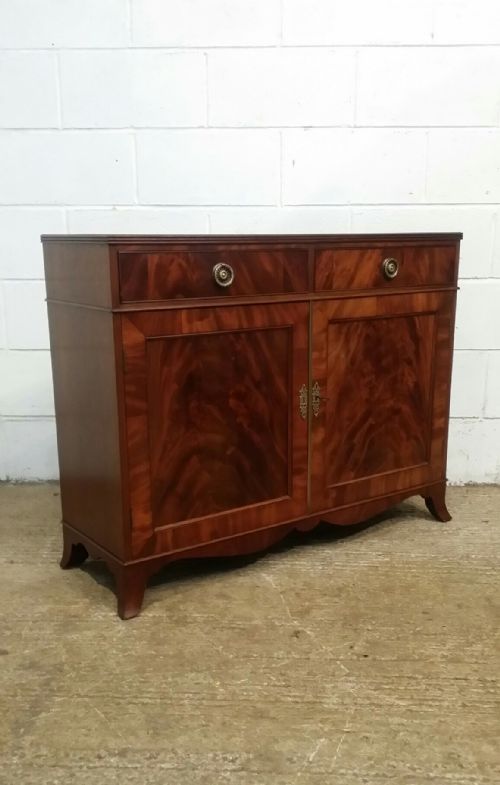 fig 1. ANTIQUE REGENCY FLAMED MAHOGANY NARROW SIDEBOARD C1920