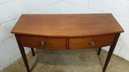 fig 2. ANTIQUE EDWARDIAN MAHOGANY BOW FRONT SIDE SOFA TABLE C1900